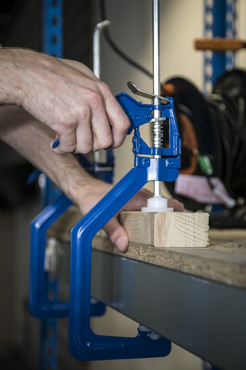 BLUE SPOT TOOLS ONE HANDED 100MM(4") RATCHET CLAMP