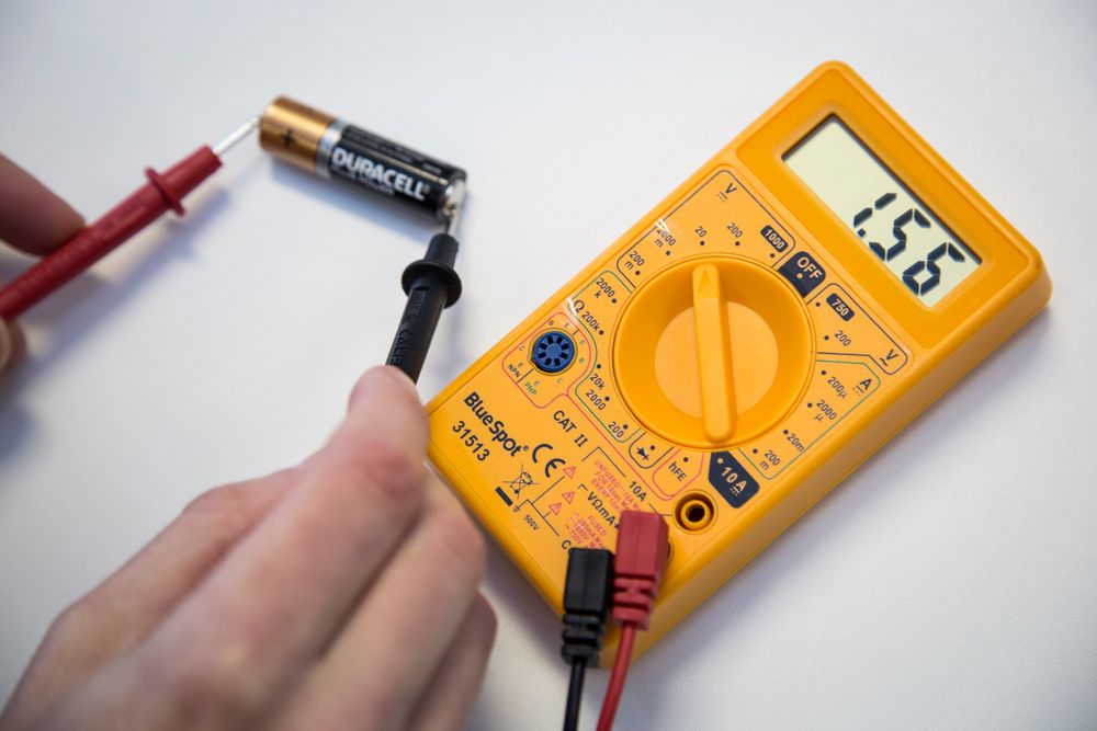 BLUE SPOT TOOLS DIGITAL MULTI-METER