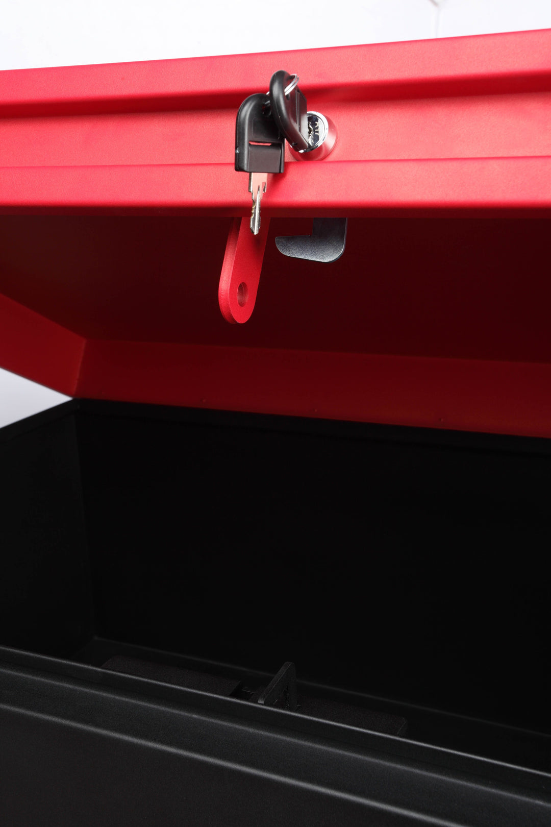 HILKA 32" Van / 42" Site Combination Box
