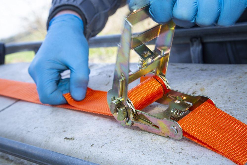 BLUE SPOT TOOLS 7.5M RATCHET TIE DOWN STRAP (50MM X 7.5M/25FT) - Premium Bungees & Tie Downs from BLUE SPOT - Just £11.99! Shop now at Bargain LAB