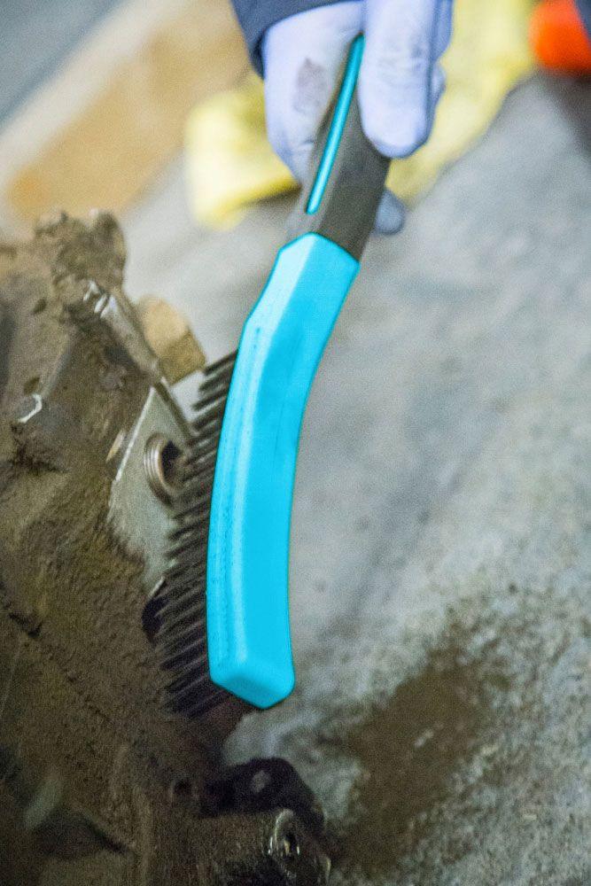 BLUE SPOT TOOLS SOFT GRIP WIRE BRUSH - Premium Abrasives from BLUE SPOT - Just £6.15! Shop now at Bargain LAB