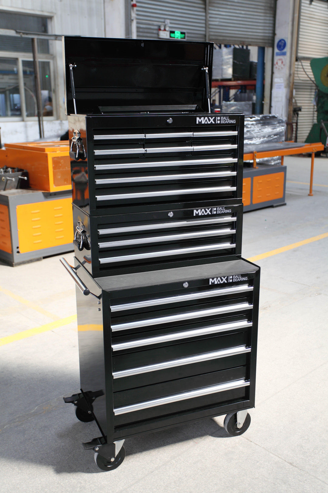 Professional 17 Drawer Combination - Premium Professional Chests & Storage Cabinets from HILKA - Just £649.95! Shop now at Bargain LAB